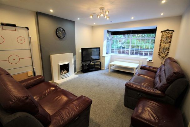 4 bedroom detached house to rent - Photo 1