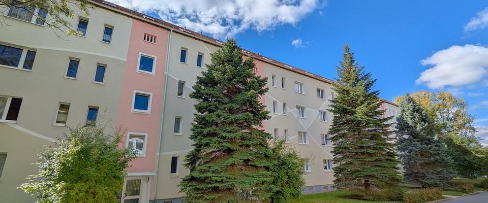 ++ dein neues Zuhause: 2-Raum-Wohnung mit Balkon & Wohlfühlambiente in Limbach-Oberfrohna ++ - Photo 1