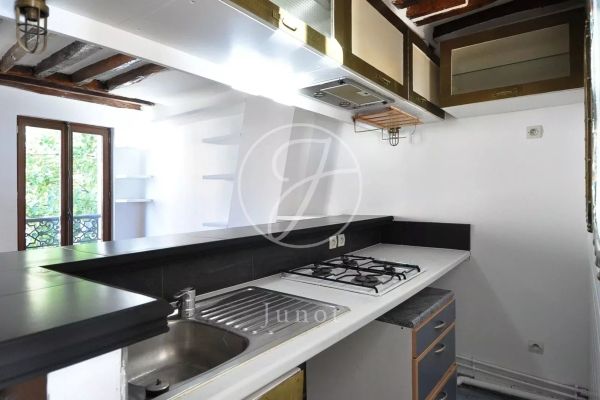 Appartement à louer à Paris 18Ème - Photo 1