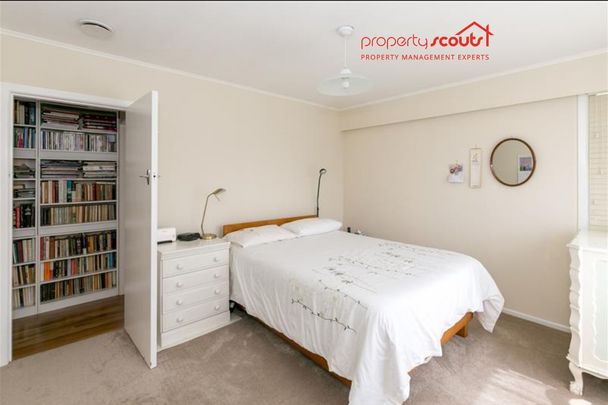 Lovely family home - Photo 1