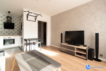 2-pok. 40m2, balkon, parking, Os. Oświecenia - Фото 4