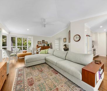 Spacious Family Home with Resort-Style Pool and Unmatched Privacy - Photo 3