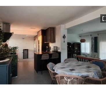 3 room luxury Apartment for rent in Benidorm, Spain - Photo 1