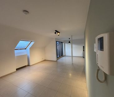 Ruim appartement met 2 slaapkamers in centrum Merchtem - Photo 1