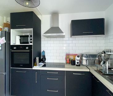 Location Appartement 1 pièce 10m² FORT DE FRANCE 97200 - Photo 6