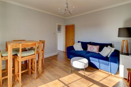 2 BED Apartment To rent - Photo 2