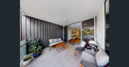 Modern 2 Bedroom Apartment with Beautiful Surrounds - Photo 2