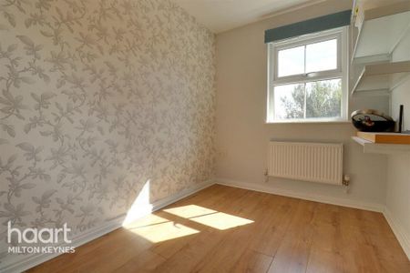 4 bedroom terraced house to rent - Photo 3