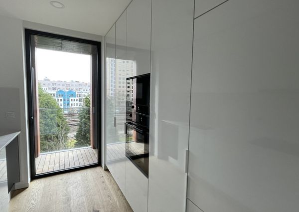 Apartamento T2 de Luxo no Cais da Fonte Nova com Vistas Deslumbrantes para a Ria de Aveiro