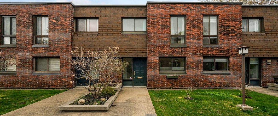 À louer / Maison à étages - Photo 1