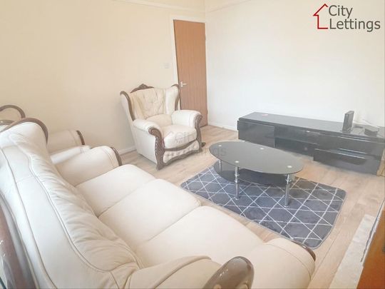 2 bedroom end of terrace house to rent - Photo 1