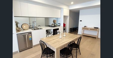 Convenient and Modern Living in a Prime Location - Photo 3