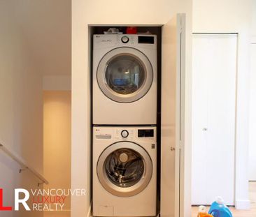 Townhouse in Vancouver West Side, BC - Photo 4