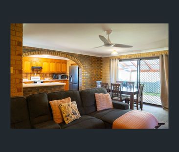 2/8 Kim Close, Woolgoolga, NSW 2456 - Photo 5