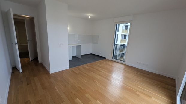 location Appartement T3 DE 59.9m² À ISSY LES MOULINEAUX - Photo 1