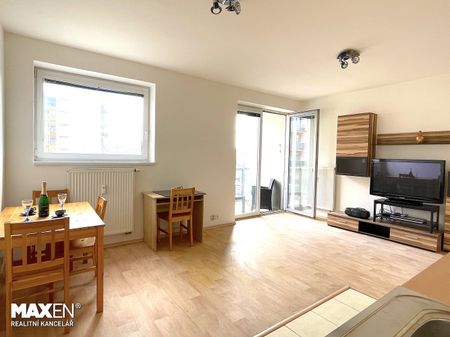 Pronájem bytu 1+kk 33 m² - Fotografie 3