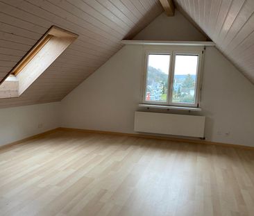 "Charmante 2.5-Zimmer-Maisonettewohnung zur Zwischenmiete" - Foto 2