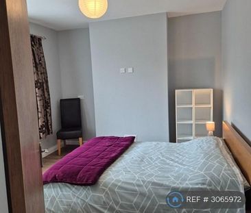 1 bedroom in a house share to rent - Photo 6