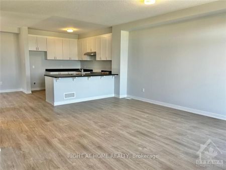 For Lease - 623 QUILTER Row, Stittsville - Munster - Richmond, Ontario - Photo 2