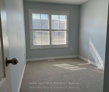 For Lease - 15 Latitude Lane, Whitchurch-Stouffville, Ontario - Photo 1