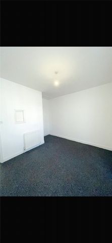 2 Bedroom Terraced - Photo 5