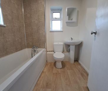 1 bedroom terraced house to rent - Photo 4