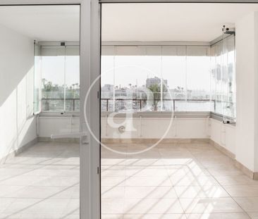 Flat for rent with 4 bedrooms and sea views in Portixol - Photo 6