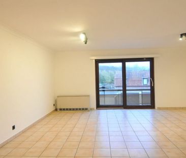 Appartement te huur in Sint-Denijs voor € 690 met 2 slaapkamers - Photo 1