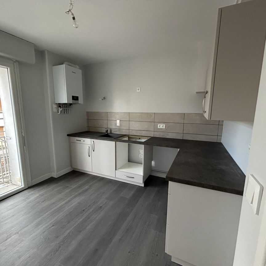 Location Appartement 3 pièces 78m² VICHY 03200 - Photo 1