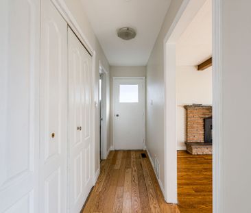 For Lease - 586 Creekview Circle, Pickering, Ontario - Photo 1