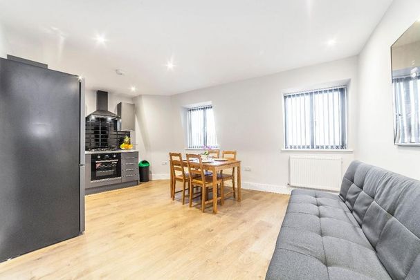 1 bedroom flat to rent - Photo 1