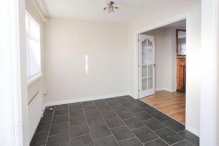 24a Primacy Road, Bangor, BT19 7PQ - Photo 3