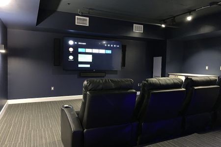 Steps to Parliament - Gym - Theater - Rooftop Patio/Party Room - Business Lounge! - Photo 5