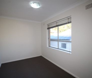 TOP FLOOR - 2 BEDROOM UNIT - Photo 2