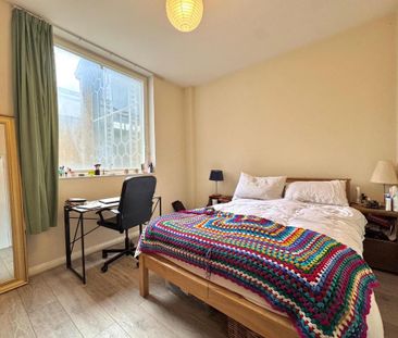 2 bedroom flat to rent - Photo 6