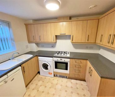 2 bedroom flat to rent - Photo 5