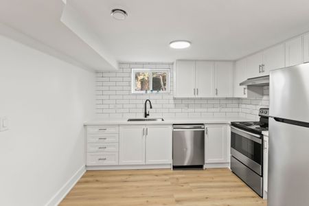 For Lease - 745 Glengrove Street, Oshawa, Ontario - Photo 3