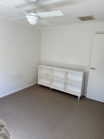 South Morang - Photo 4