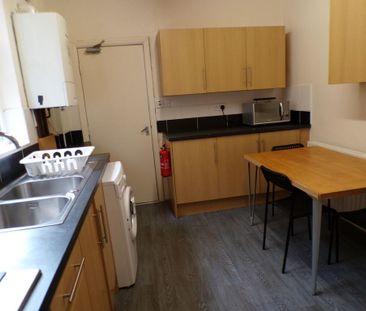 7 bedroom house to rent - Photo 1