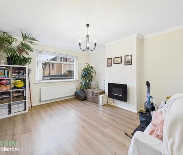9 Dunure Park, Dundonald, Belfast, BT16 2NR - Photo 1