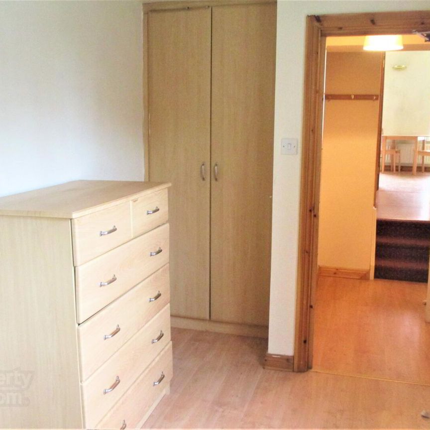 Great Apartment, 7b Canterbury Street, Belfast, Belfast - Photo 1