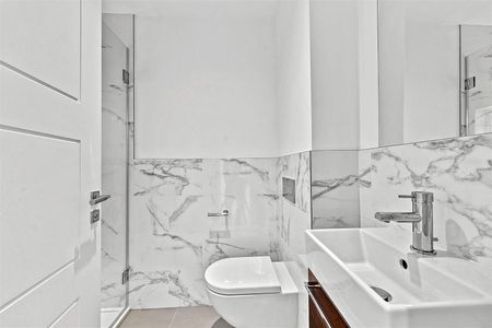 Pinewood Gardens, Teddington, TW11 - Photo 5