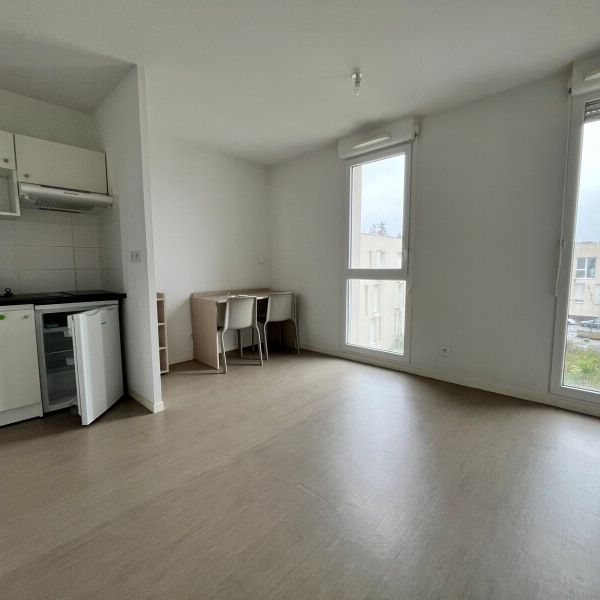Location Appartement 1 pièce 22m² VILLENAVE D ORNON 33140 - Photo 1