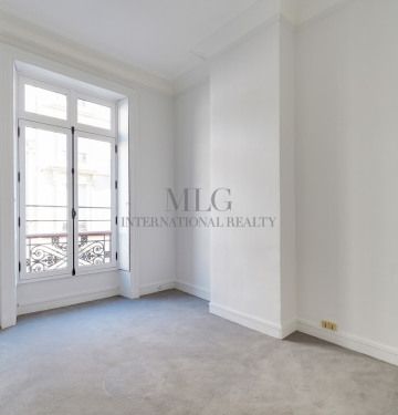 Appartement • Lorette-Martyrs - Photo 2