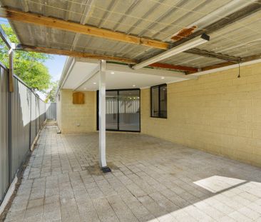 Beautifully Renovated 4-Bedroom Home - Ready for Lease! - Photo 2