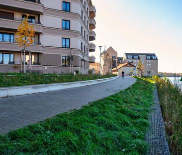 Urbanes Lebensgefühl trifft Wasserlage: 2-Zi.-Neubauwohnung in Topl... - Photo 3