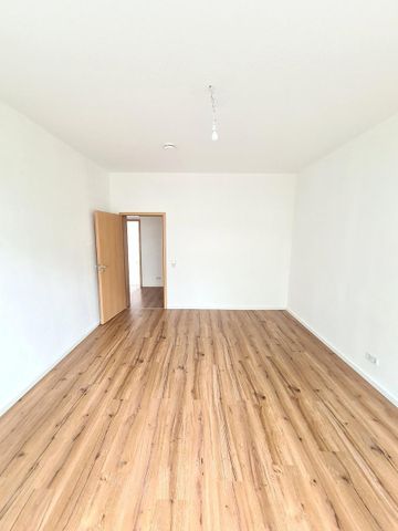 3 Raum - großzügige Altbauwohnung in ruhiger Lage - Photo 5