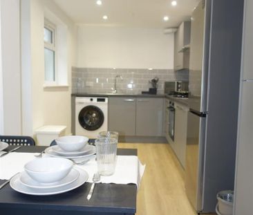 3 bedroom House To Let - Photo 6