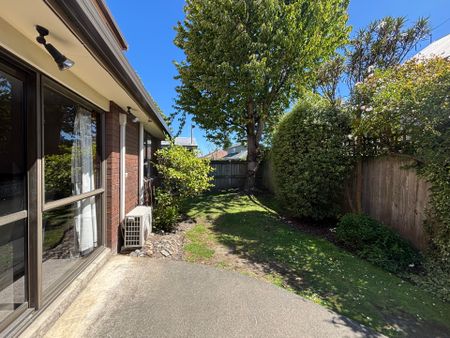 33b Trafalgar Street - Photo 4