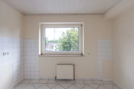 Blömker! Geräumige 3,5-Raum Wohnung mit Küche, Loggia, Aufzug und Garage in Gladbeck Rentfort-Nord! - Foto 3